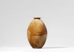 Otto Lindig, A large ceramic vase by Otto Lindig (1895 - 1966), Pale stoneware, caramel-coloured gradient glaze. Incised with conjoined OL monogram. A chip to the rim. H