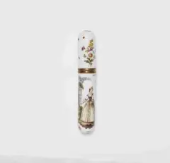 Fürstenberg, A porcelain needle case with elegant figures