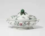 Paul Hannong, A Strasbourg faience tureen with "fleurs des Indes" decor