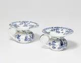 A pair of Meissen porcelain spitoons with Oriental flowers by Meissen Royal Porcelain Manufactory, sold May 2022