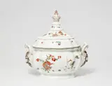A Meissen porcelain tureen with rare Chinoiserie decor by Meissen Royal Porcelain Manufactory, sold May 2022