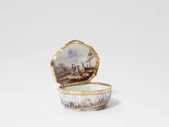 Meissen Royal Porcelain Manufactory, A Meissen porcelain snuff box with merchant navy scenes