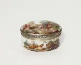 Meissen Royal Porcelain Manufactory, A porcelain snuff box with landscapes and allegories