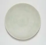 Sèvres, A rare Sèvres porcelain dish with Chinoiserie tendril decor