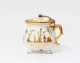 Bartholomäus Seuter, A Meissen porcelain cream pot with Augsburg gilt decor