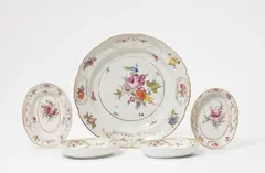 Five items of Fürstenberg porcelain with floral decor by Fürstenberg, offered Nov 2020