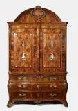 Abraham Roentgen, The largest piece of furniture from Abraham Roentgen's workshop in Neuwied
