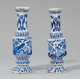 Gerhard Wolbeer, Two Berlin faience flasks with bird motifs