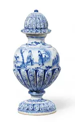 Cornelis Funcke, A Berlin faience vase and cover with Chinoiserie decor