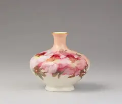 Paul Miethe, A small Berlin KPM porcelain vase with "weichmalerei"