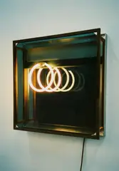 Felix Kultau, Fontana/Blackbox, 2012, Lightbox: glass, mirror glass, wood, metal, MDF and neon