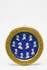 Leonhard Posch, A Berlin KPM porcelain tondo with relief busts of the Prussian royal family