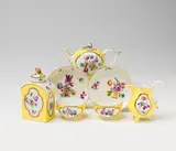 A Meissen porcelain tea service with lemon yellow ground by Meissen Royal Porcelain Manufactory, sold May 2018