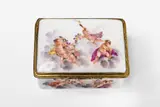 A German porcelain snuffbox by Königliche Porzellanmanufaktur Berlin Kpm, sold May 2018