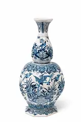 Cornelis Funcke, A Berlin faience vase with Delftware style decor