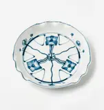 A Meissen porcelain ashtray with Jugendstil decor by Meissen Royal Porcelain Manufactory, offered Nov 2017