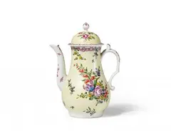 Worcester Porcelain Factory, An English porcelain coffee pot