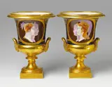 Louis Bertin Parant, A pair of porcelain "Medici" vases with faux cameo decor