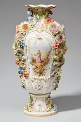Meissen Royal Porcelain Manufactory, A Meissen porcelain flower-encrusted vase