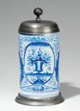 Fayencemanufaktur Nürnberg, A pewter-mounted Nuremberg faience "walzenkrug" tankard