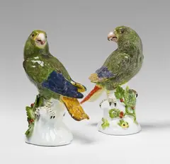 Meissen Royal Porcelain Manufactory, Two large, rare Meissen porcelain models of parrots.
