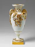 Meissen Royal Porcelain Manufactory, A Neoclassical Meissen porcelain amphora-form vase.