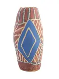 Kunmanara Carroll, (Language group: Luritja/Pintupi) Walungurru 2018 stoneware with sgraffito 39.5 x 19cm, 2018, stoneware with sgraffito