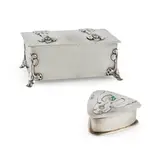Kate Harris, ARTS & CRAFTS BOX, 1902, 1902, silver set with chrysoprase cabochons