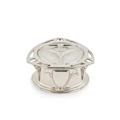 Kate Harris, BOX AND COVER, LONDON, 1900, 1900, silver