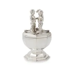 Henry George Murphy, BOX AND COVER, LONDON, 1930, 1930, silver and silver gilt