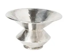 Breon O'Casey, VASE