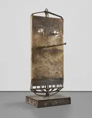 Mark Grotjahn, Untitled (Free Standing Large Garden Sculpture Mask M24.g), 2014, bronze with gold patina