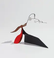 Alexander Calder, Four Dots with Brass Tail, 1953, sheet metal, brass, wire and paint, in 2 parts