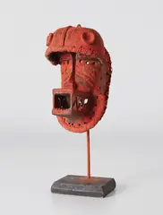 David Hammons, Untitled, 2017, wooden mask, acrylic, wicker, straw, metal and wood base