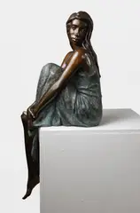 Jonathan Wylder, Untitled, A seated woman bronze with rich brown and green patination