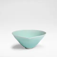 Fukami Sueharu, Cut bowl, Porcelain, poured blue celadon glaze