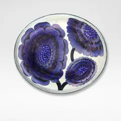 Birger Kaipiainen, Charger, circa 1960, Stoneware, white and blue lustre glazes decorated with stylised motifs of dahlias