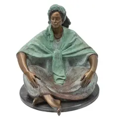 Victor Gutierrez, Untitled, Escultura en bronce en base de mármol