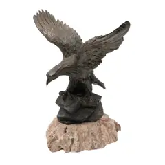 Autor No Identificado, Águila, Escultura en bronce en base de ónix