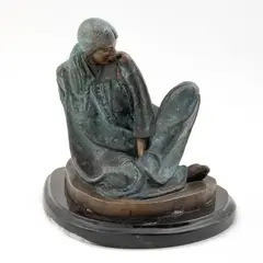 Victor Hugo Castañeda, Untitled, 1988, Escultura en bronce I / XVII en base de mármol