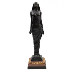 Mujer Con Sari, CA., 1930, Bronce, patinado en color marrón, estilo ART DECO; con base de mármol rojo y zócalo de bronce
