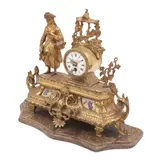 Reloj de Chimenea, ESPAÑA, SIGLO XX, Bronce, acabado dorado, decorado con figura de campesina; base de ónix, relieves de diseños vegetales, aplicaciones de porcelana policromada; carátula porcelanizada, números romanos