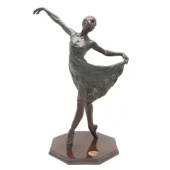 Javier Villarreal, BAILARINA EN PUNTA (CON ABANICO), Bronce, patinado en tono marrón y verde; base de hierro con superficie pulida