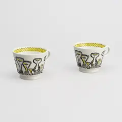 Birger Kaipiainen, A pair of tea cups, Arabia, porcelain