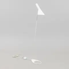 Arne Jacobsen, AJ floor lamp, Louis Poulsen