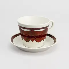 Birger Kaipiainen, Tea cup and saucer, glazed ceramics