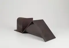 RP 5 by Friedrich Gräsel, 1978, Stahl, geschweißt und brüniert, sold Feb 2021