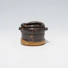 Vase with handles by Kurt Ohnsorg, offered Jun 2023