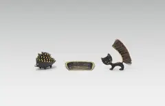 Walter Bosse, Stackable ashtrays and table broom, brass, patinated