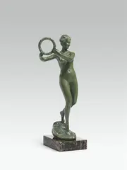 Franz Seifert, Nike, goddess of victory, with laurel wreath, bronze, patinated; marble base; signed on the plinth "SEIFERT/WIEN"; old label of the Künstlerhaus Vienna on the bottom